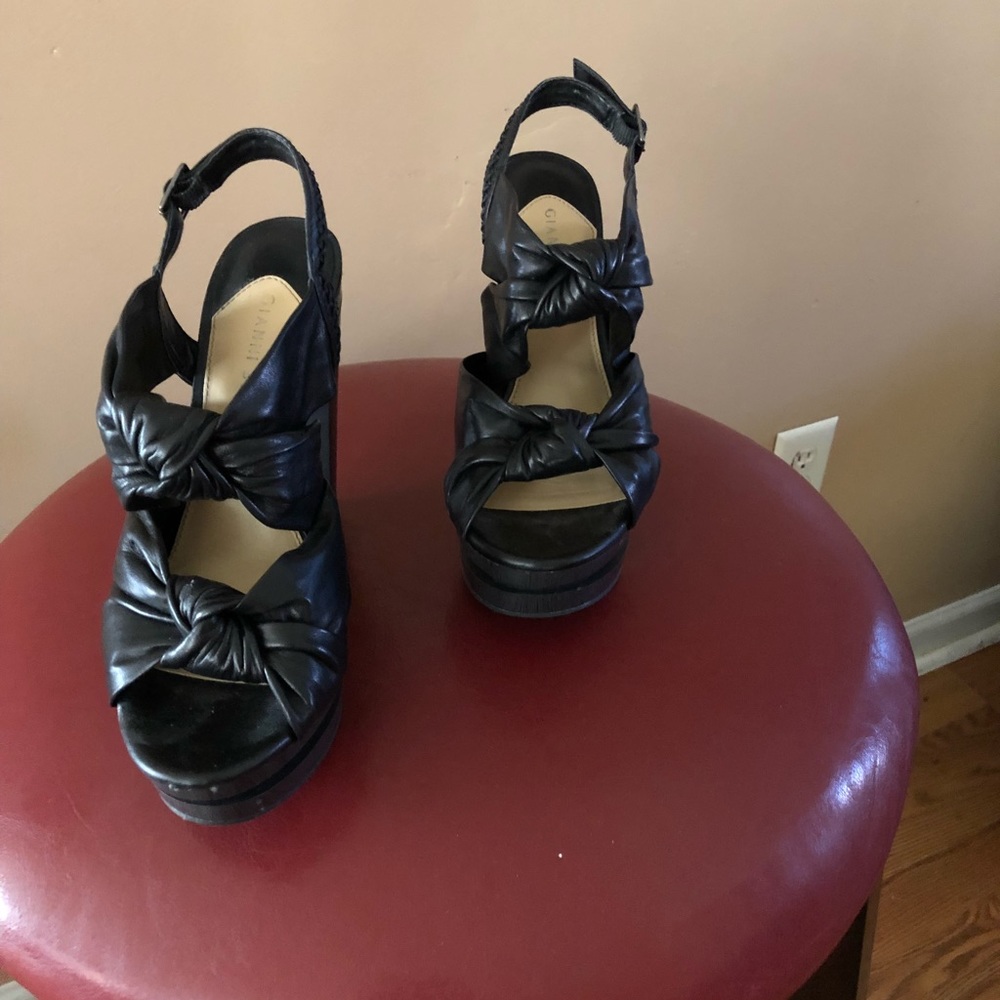 Women wedges